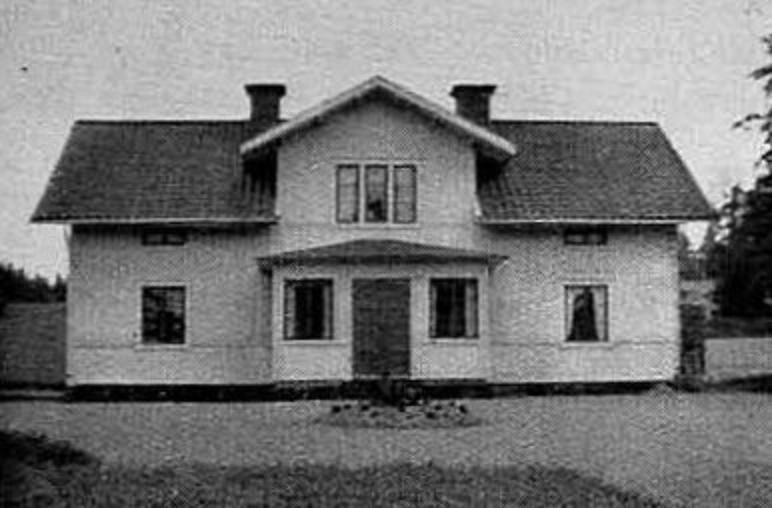 Denna bild har ett alt-attribut som är tomt. Dess filnamn är beteby-gard-1930.2784330437_760b7dd945_o.jpg